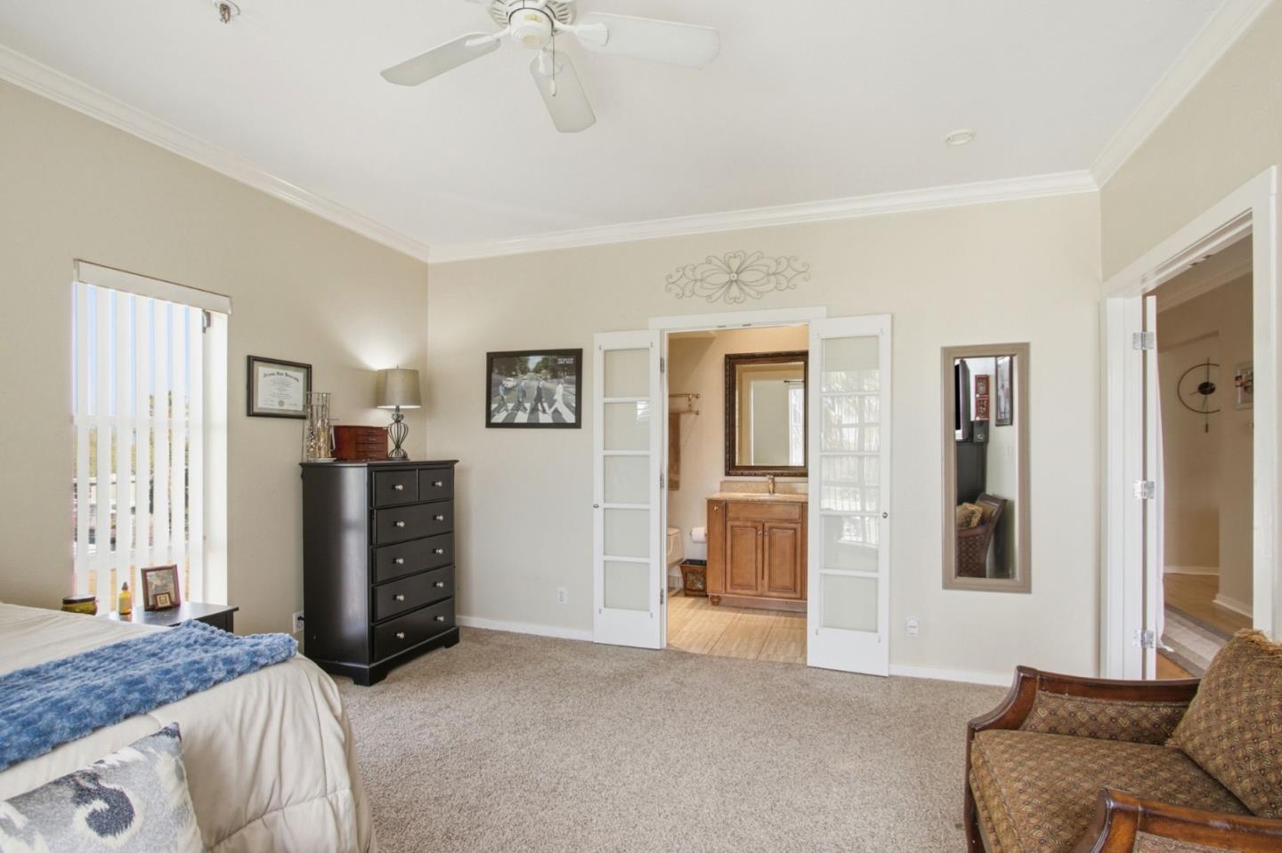 97 East Saint James Street 57