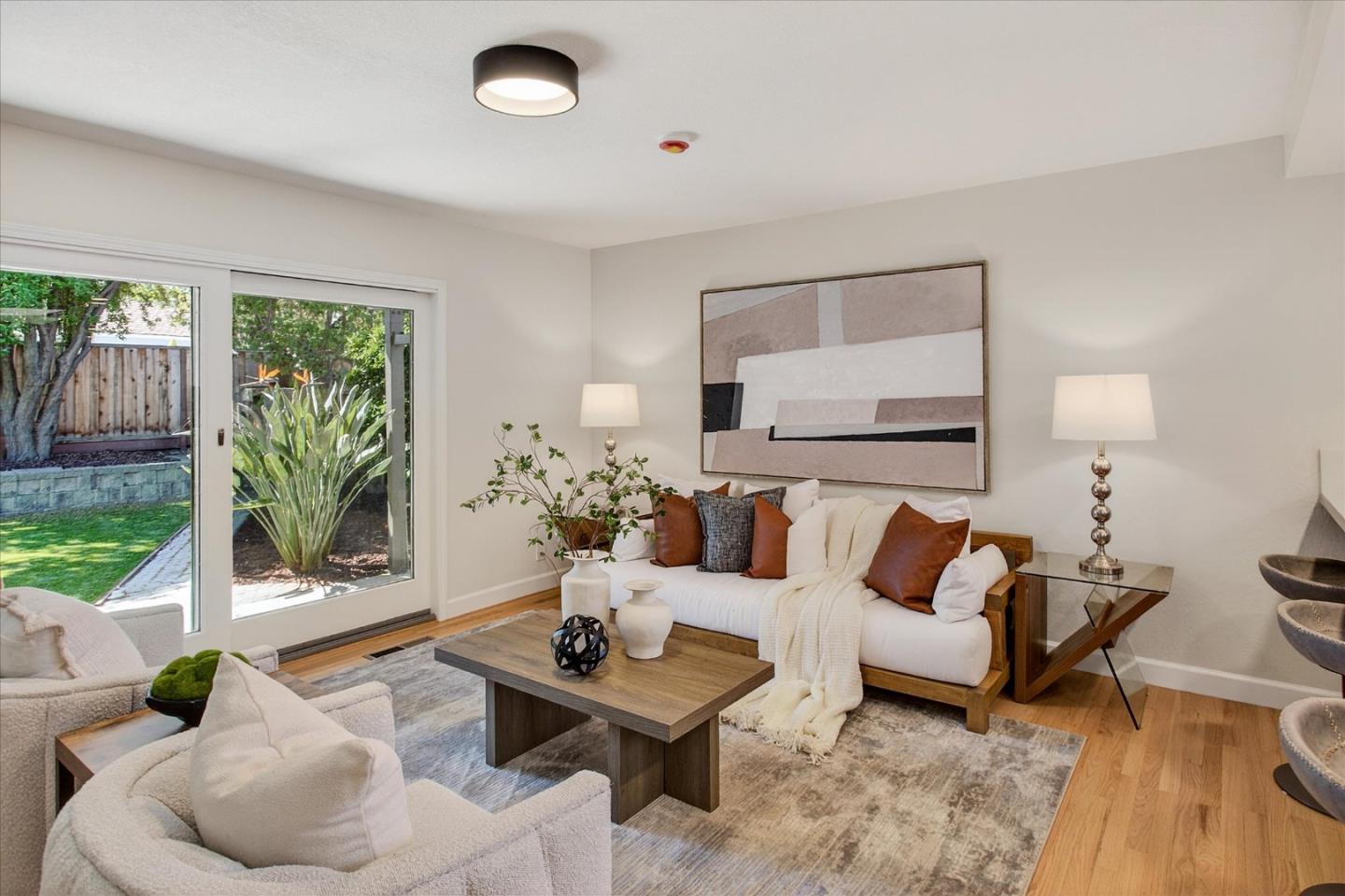 2758 Glorietta Circle