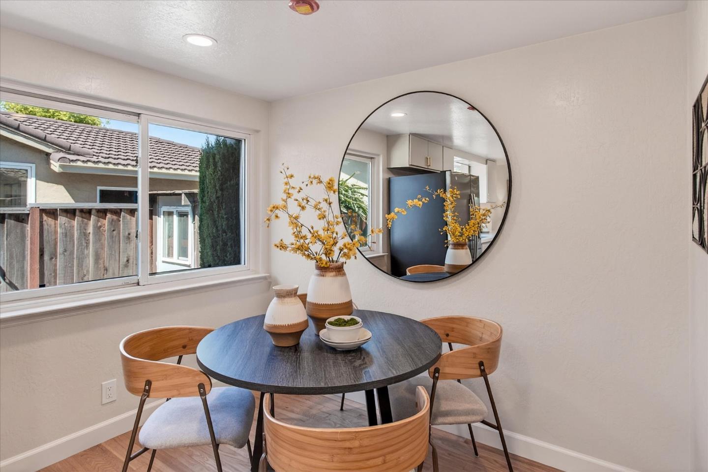 2758 Glorietta Circle