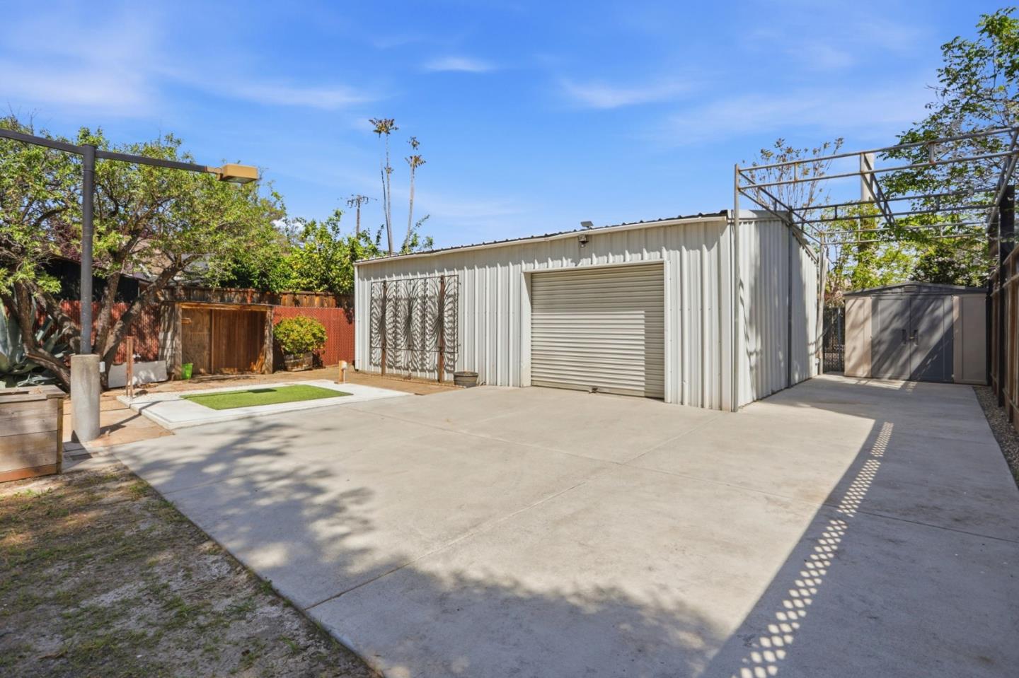 912 South 3rd Street