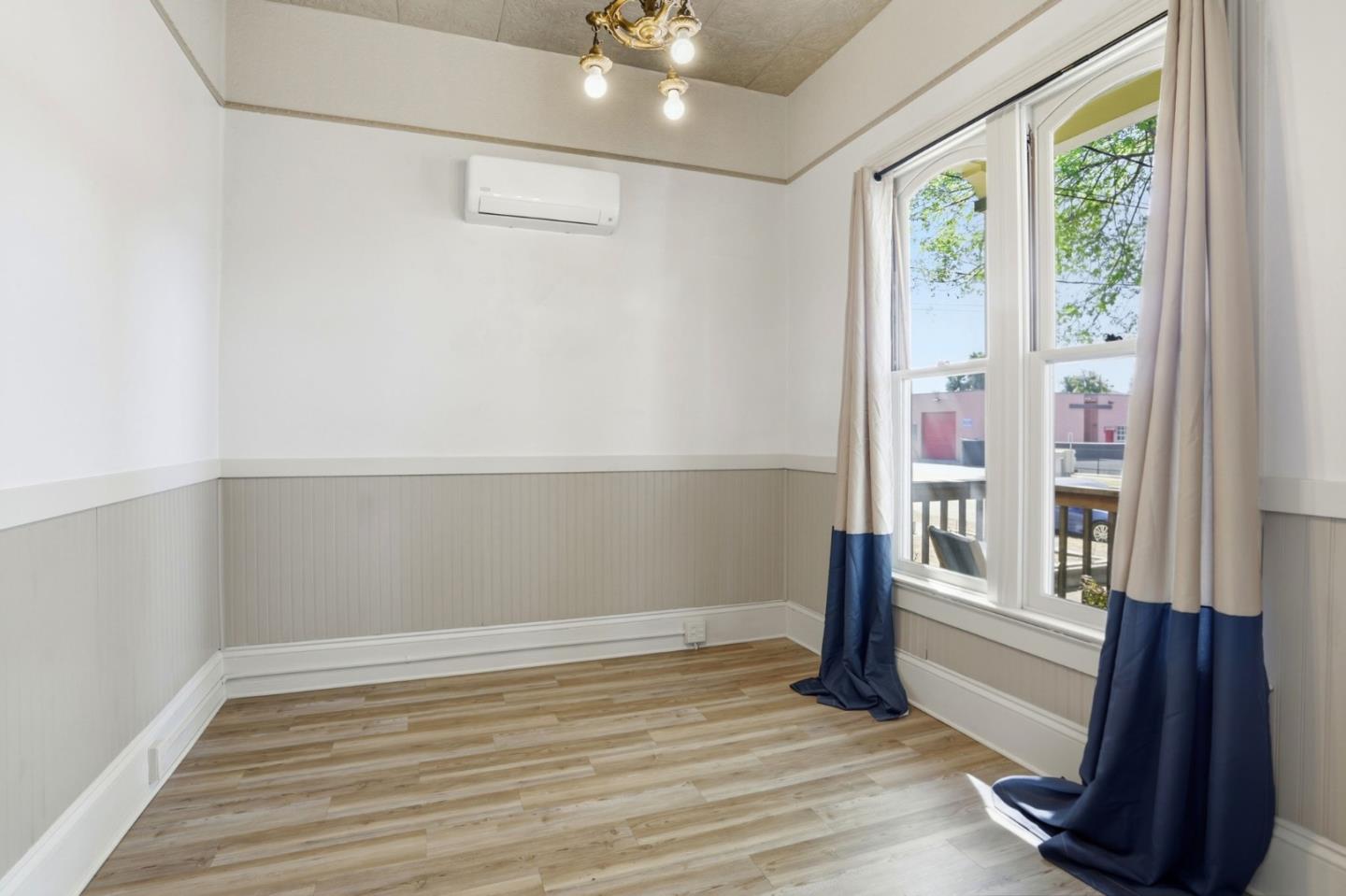 912 South 3rd Street