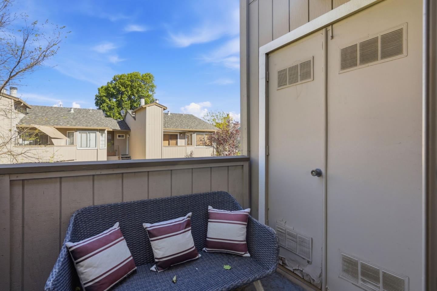 3492 Wine Barrel Way