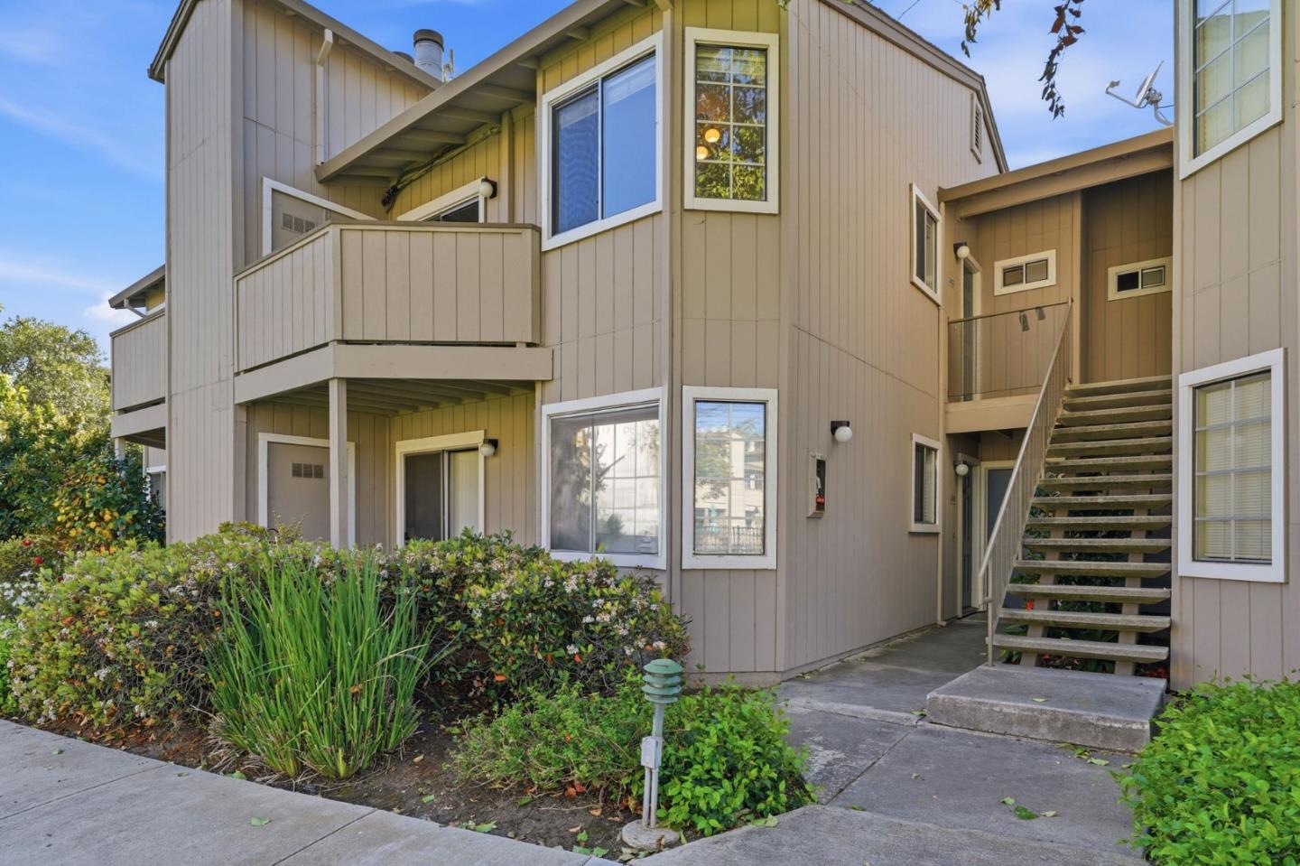 3492 Wine Barrel Way