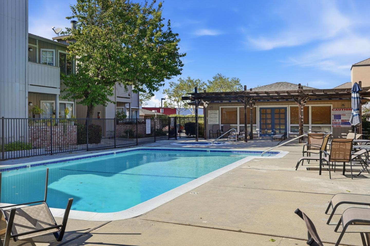 3492 Wine Barrel Way