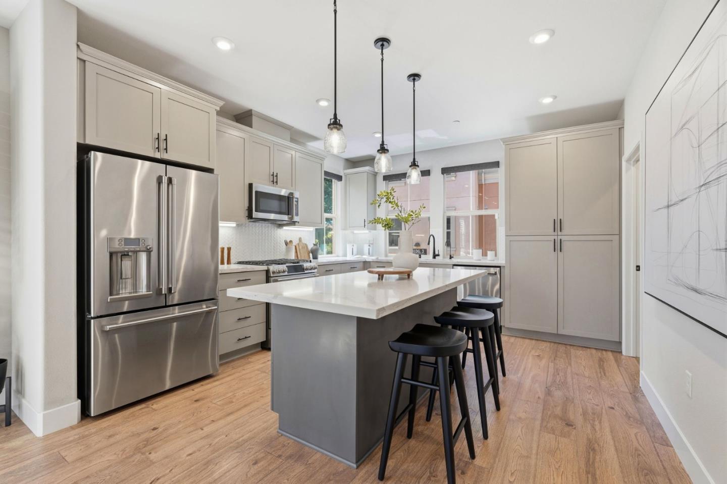 560 Saint Remi Terrace 1