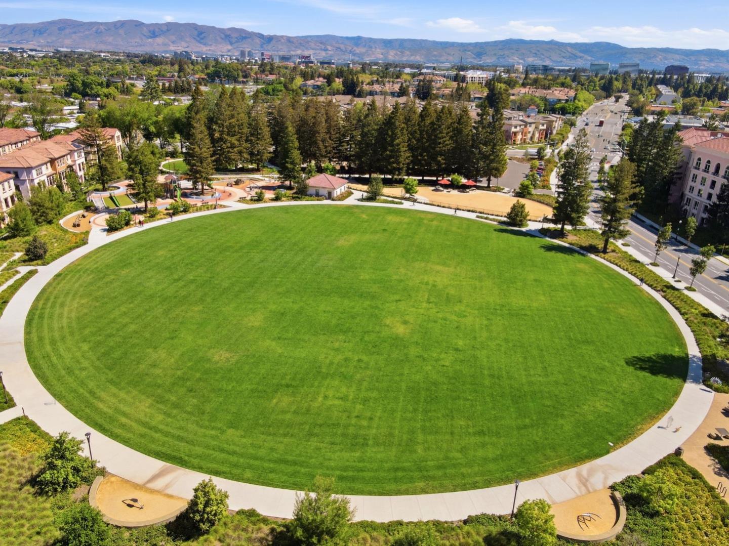 560 Saint Remi Terrace 1