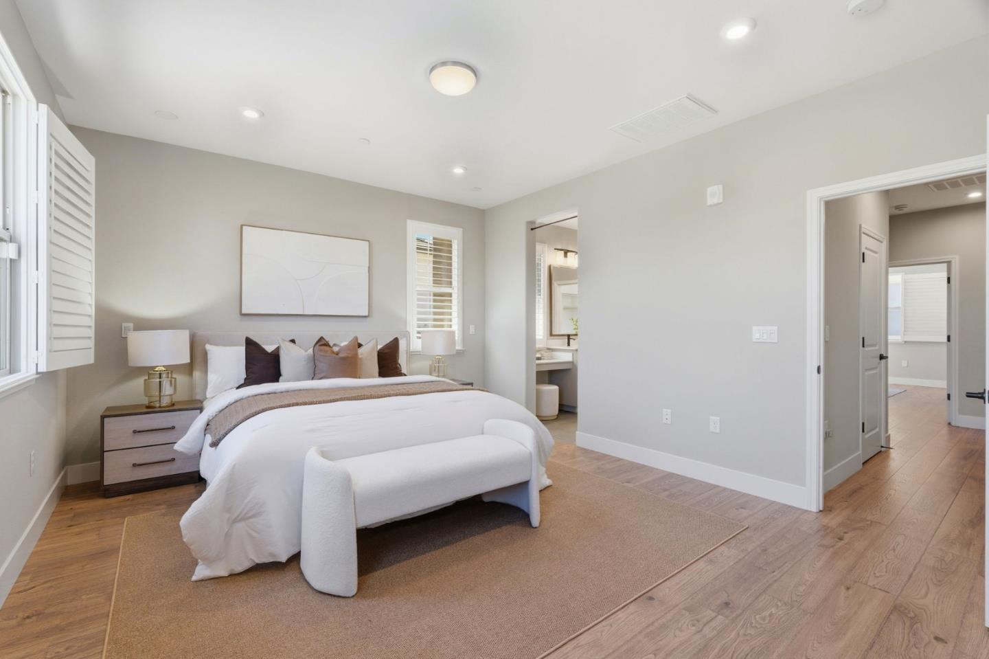 560 Saint Remi Terrace 1