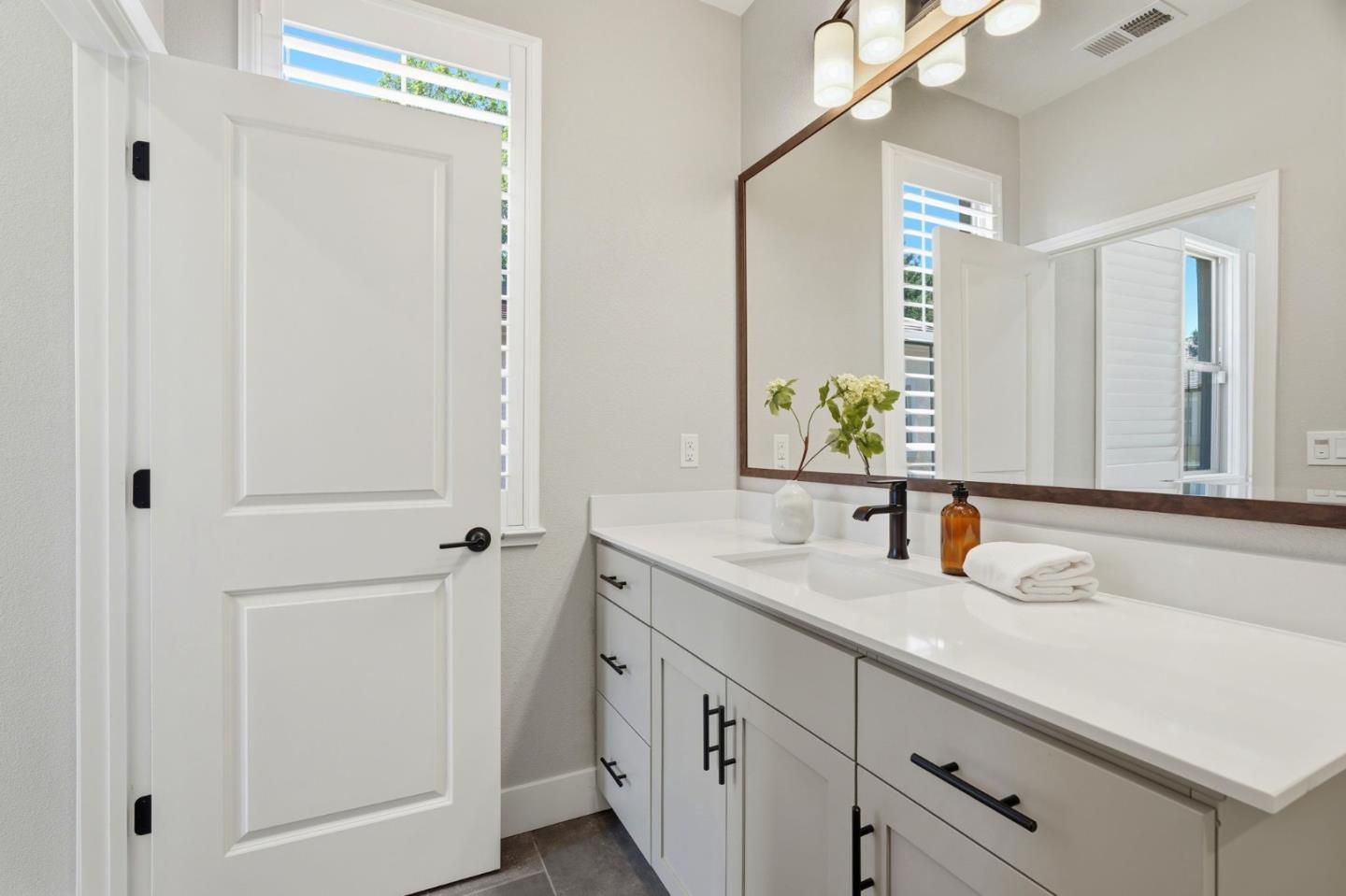 560 Saint Remi Terrace 1