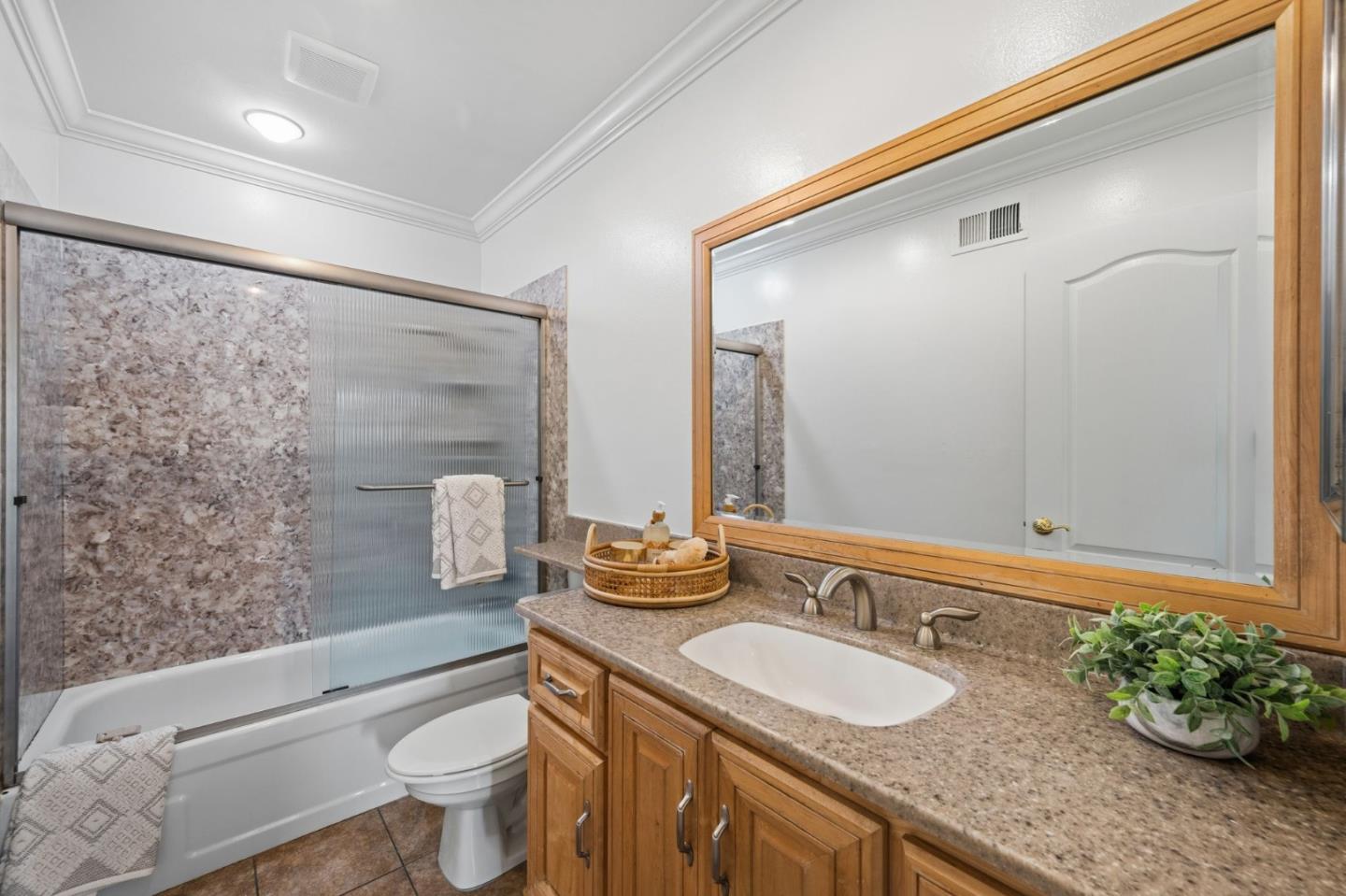 702 Royal Glen Drive