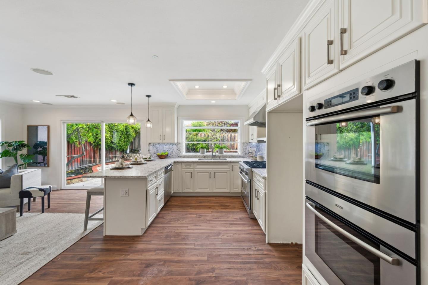 702 Royal Glen Drive