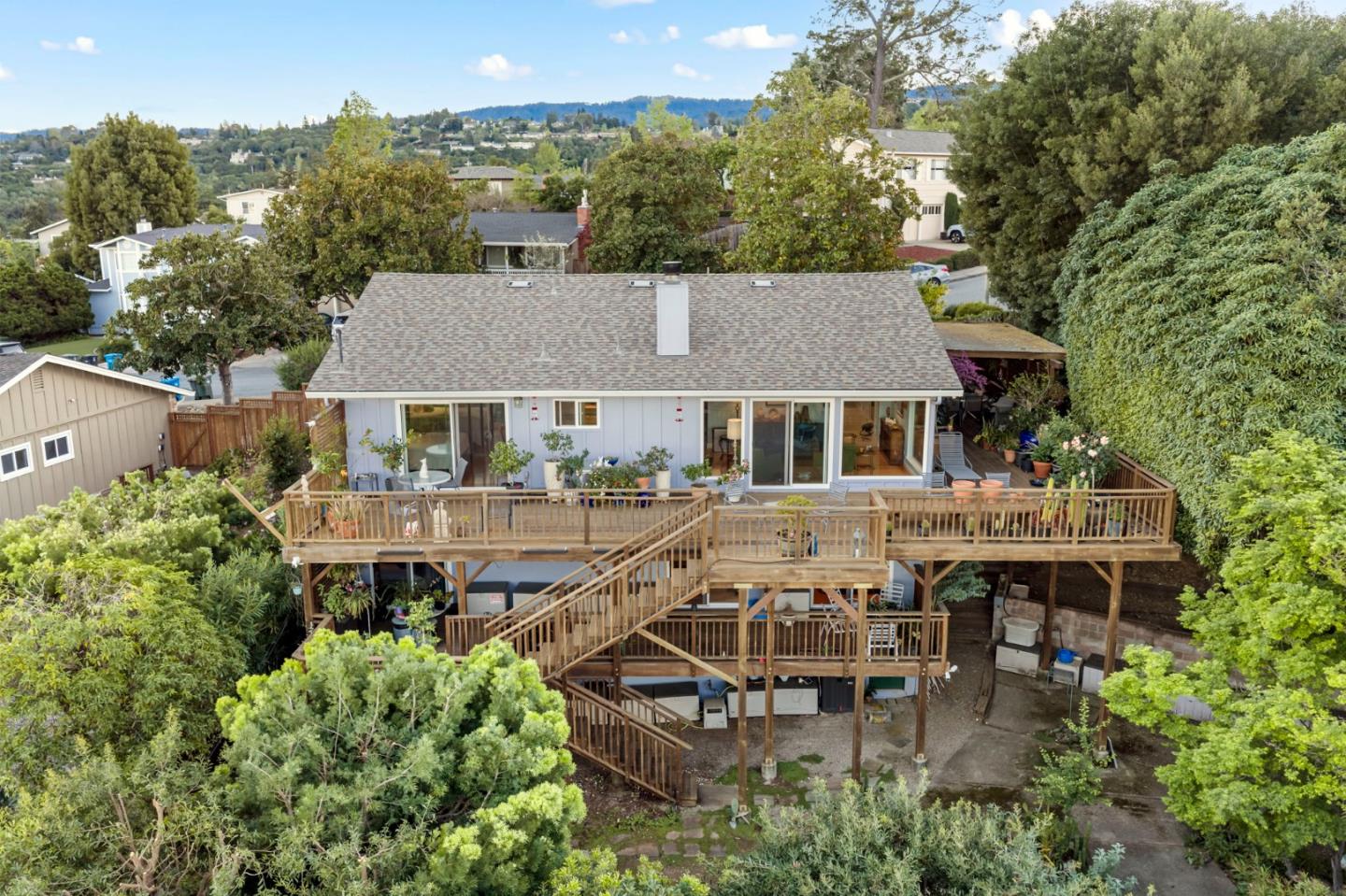 3615 Country Club Drive