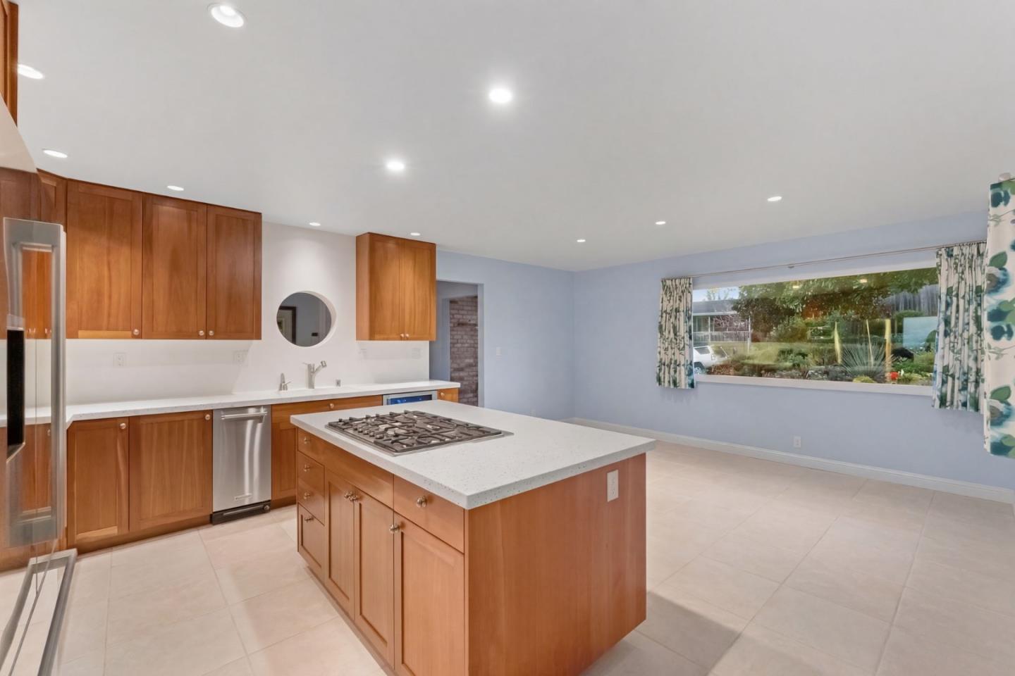 3615 Country Club Drive