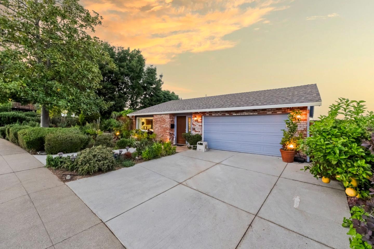 3615 Country Club Drive