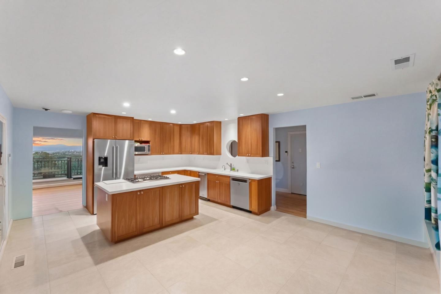 3615 Country Club Drive