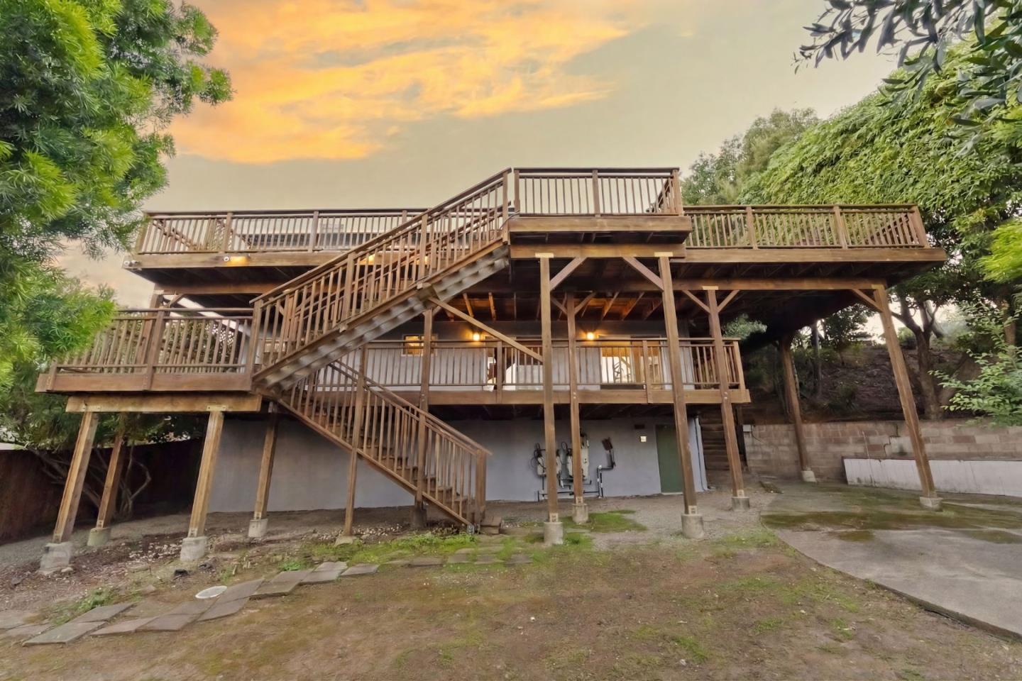 3615 Country Club Drive