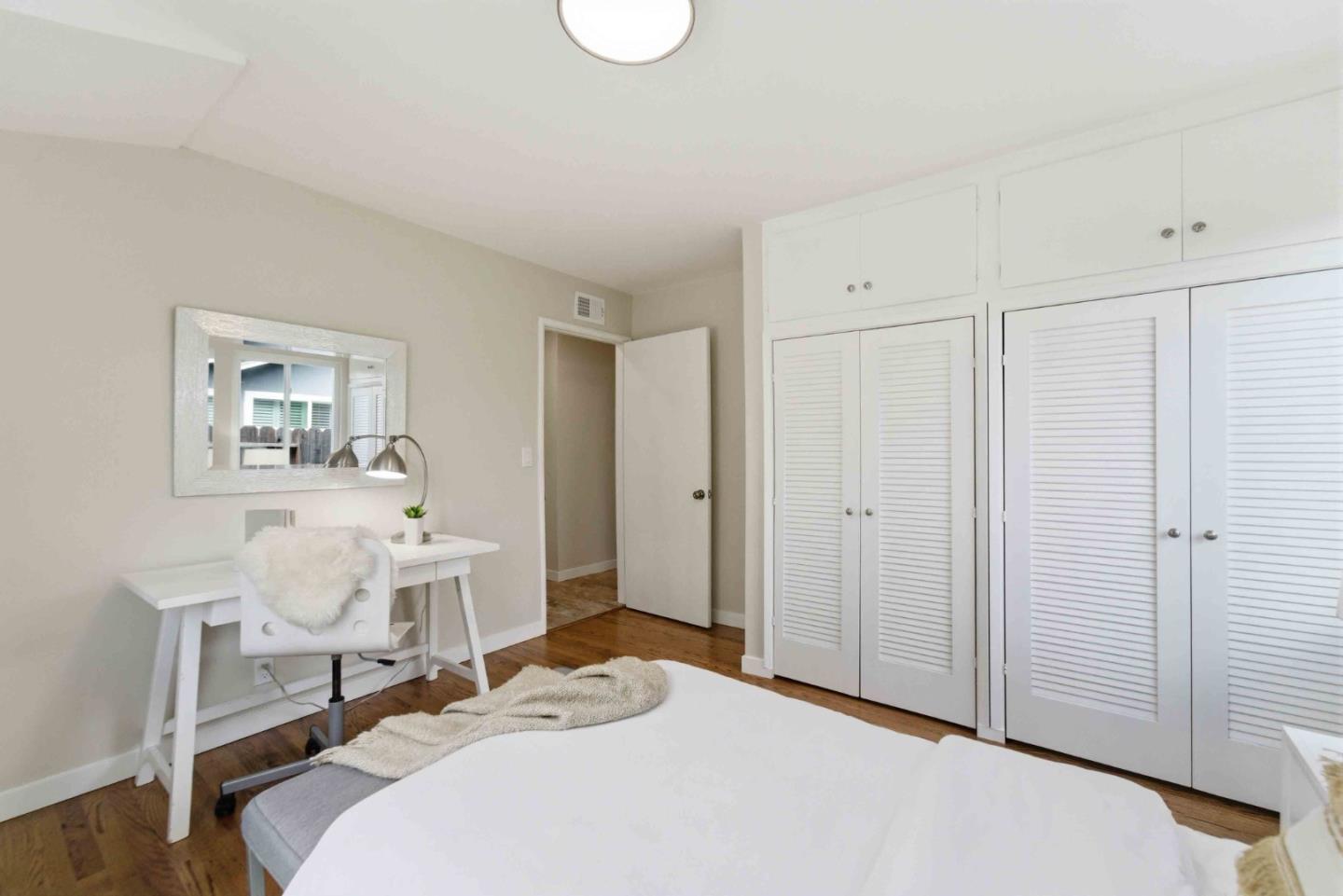 381 Manchester Avenue