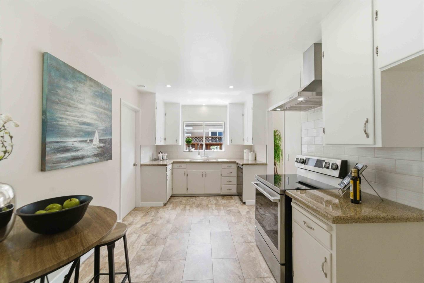 381 Manchester Avenue