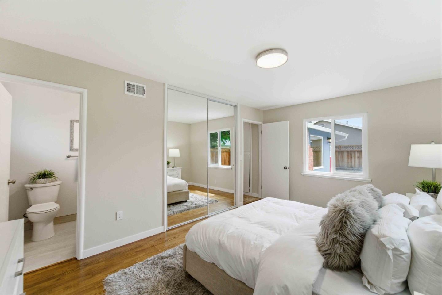 381 Manchester Avenue