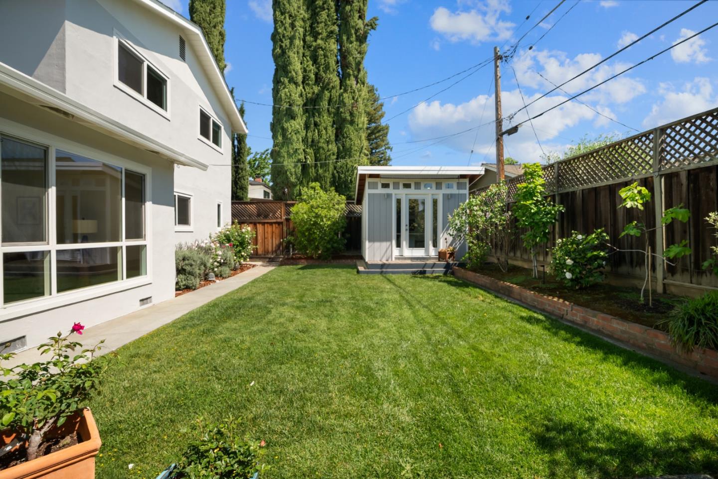 1602 Sheffield Avenue