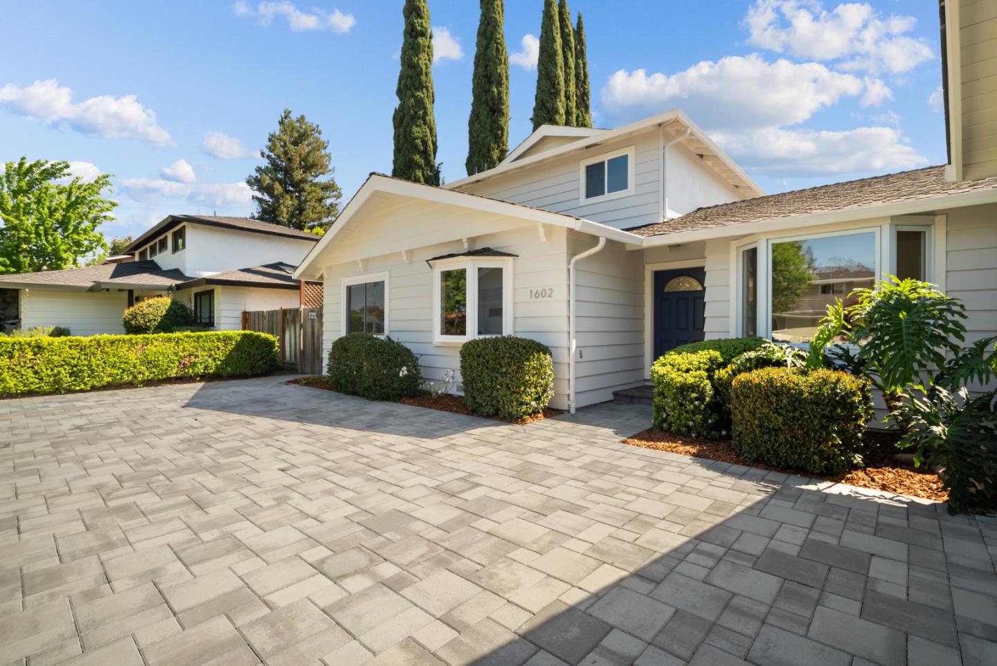 1602 Sheffield Avenue