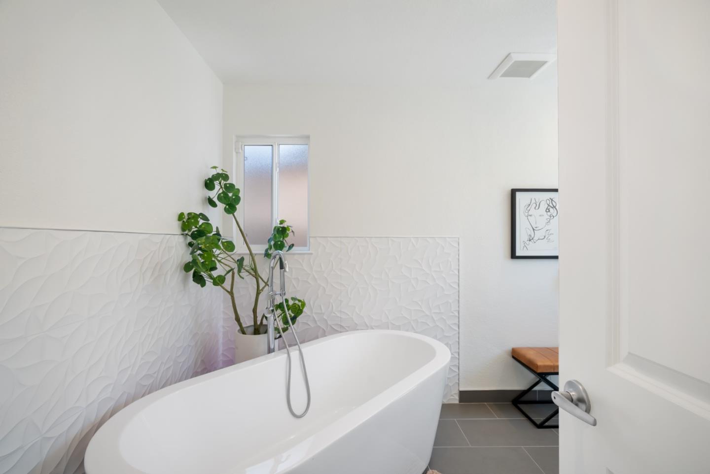 1602 Sheffield Avenue