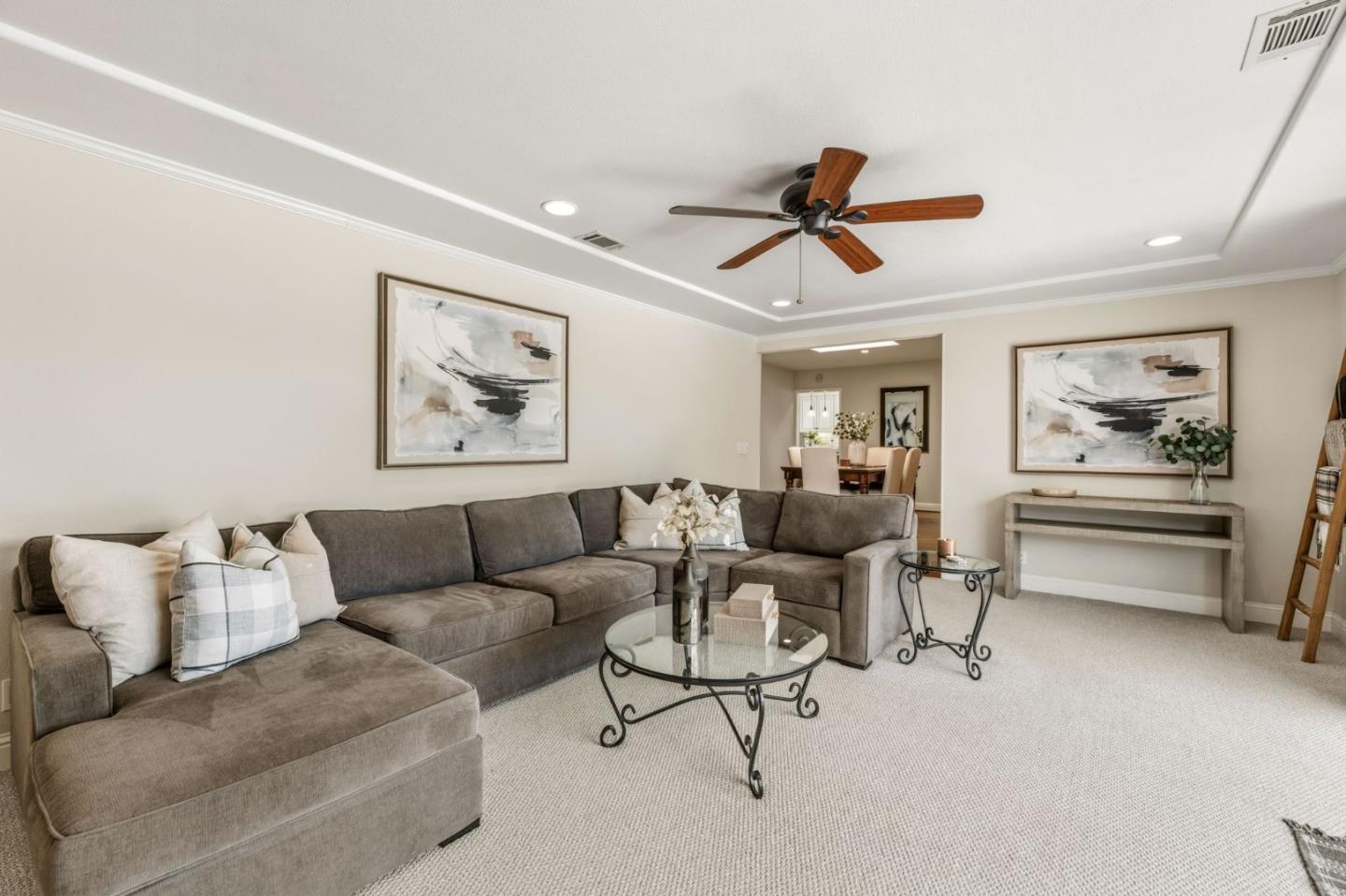 711 Chatsworth Place