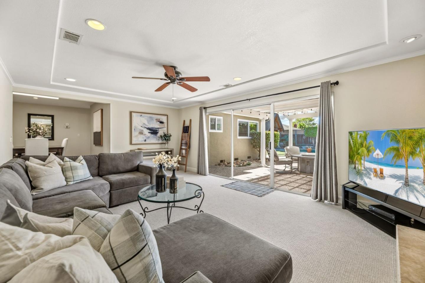 711 Chatsworth Place