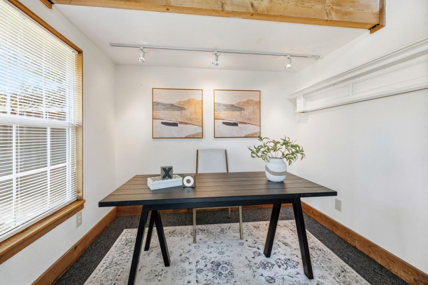 711 Chatsworth Place