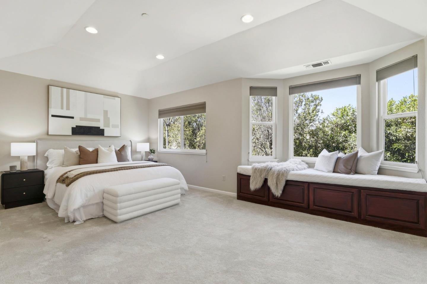 569 Cherrywood Drive