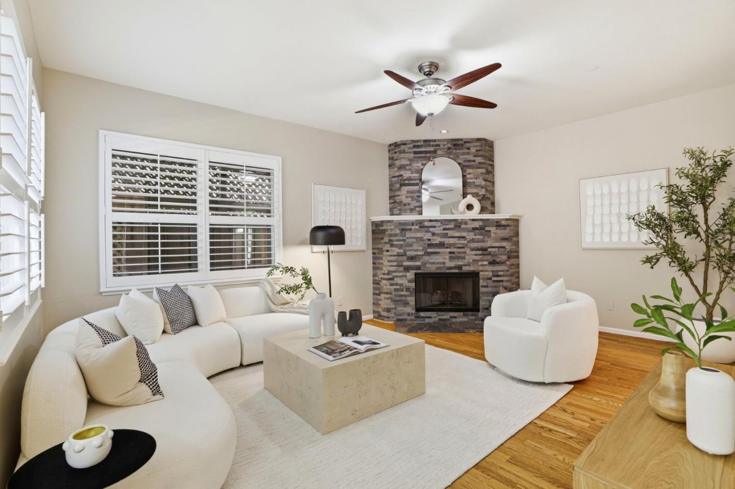 569 Cherrywood Drive