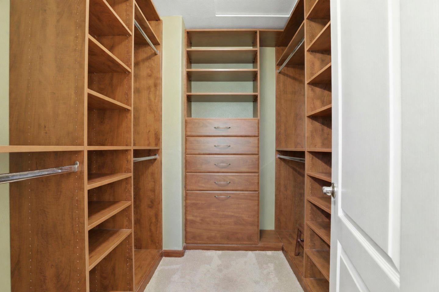 569 Cherrywood Drive