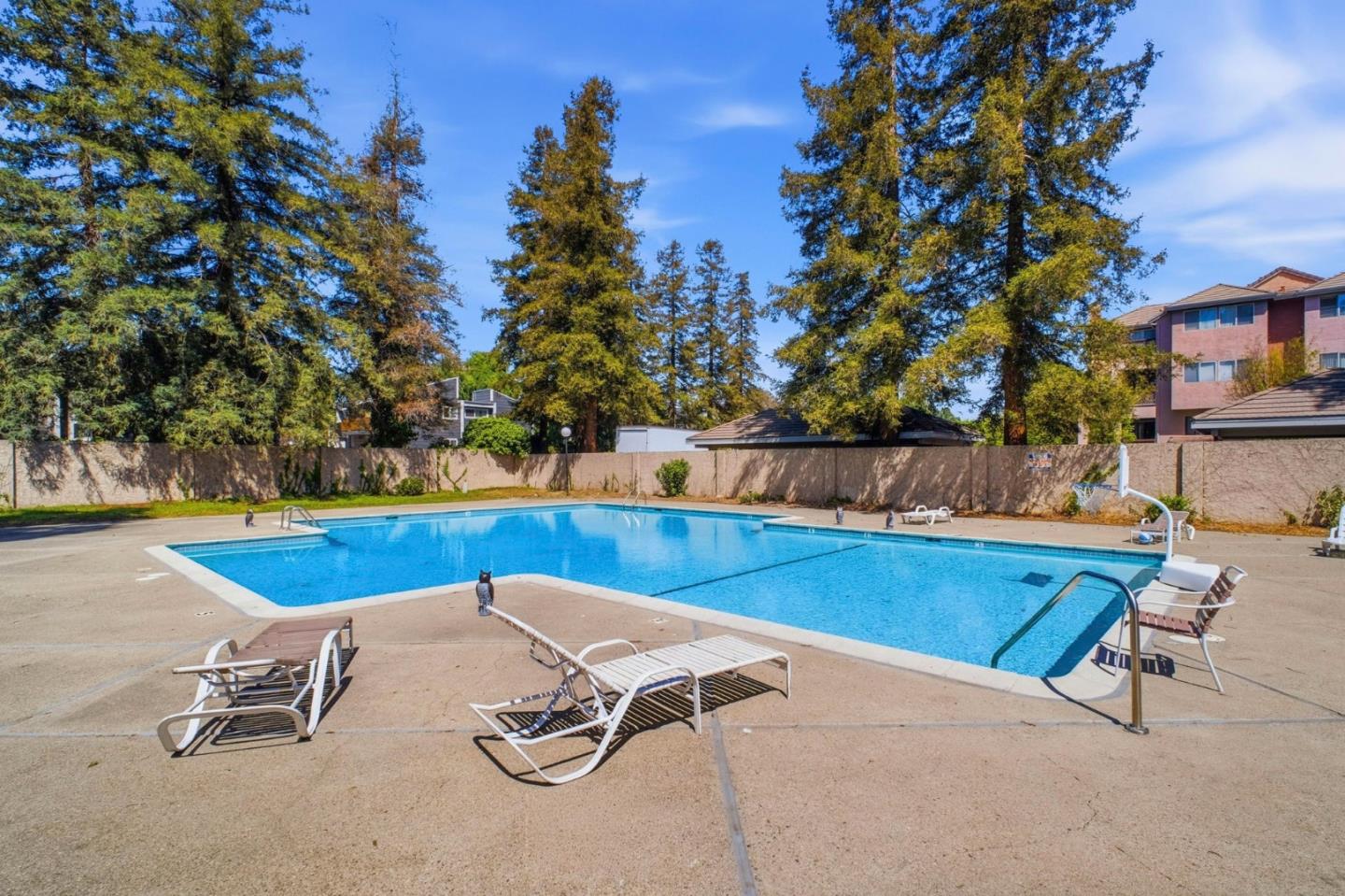 39902 Fremont Boulevard