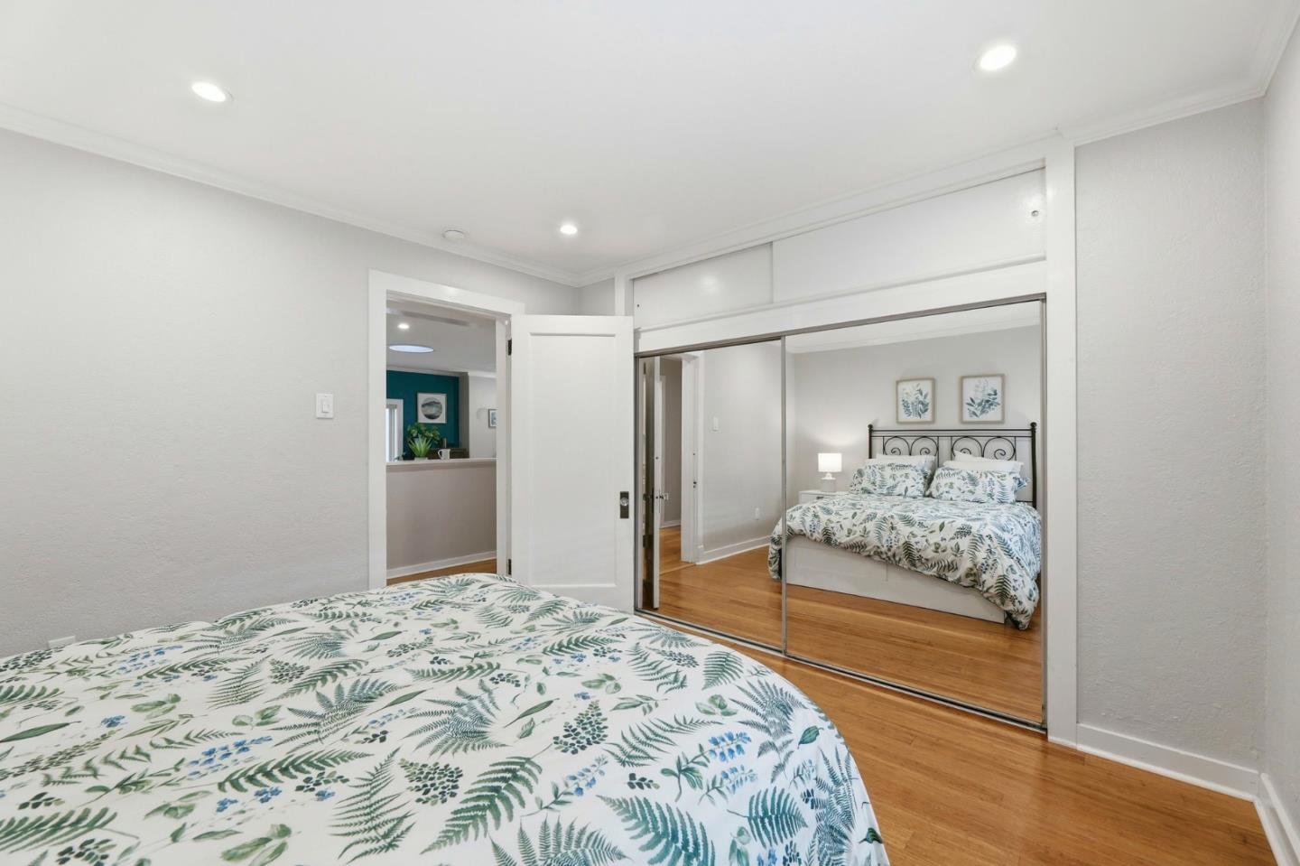 1274 Magnolia Avenue