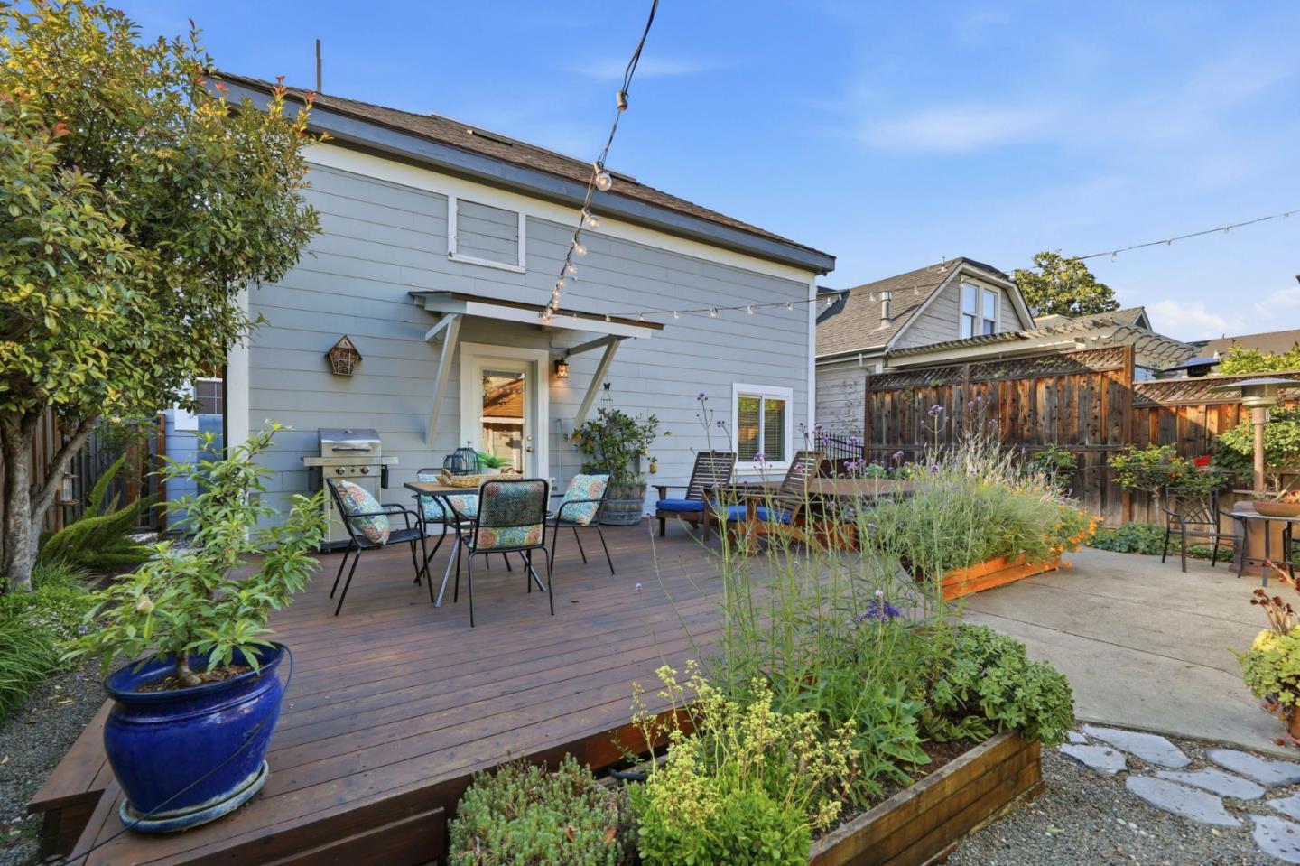 1274 Magnolia Avenue