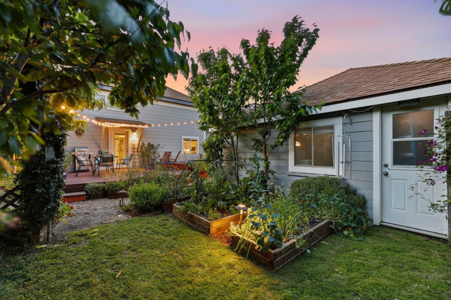 1274 Magnolia Avenue