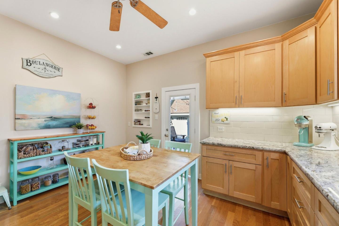 1274 Magnolia Avenue