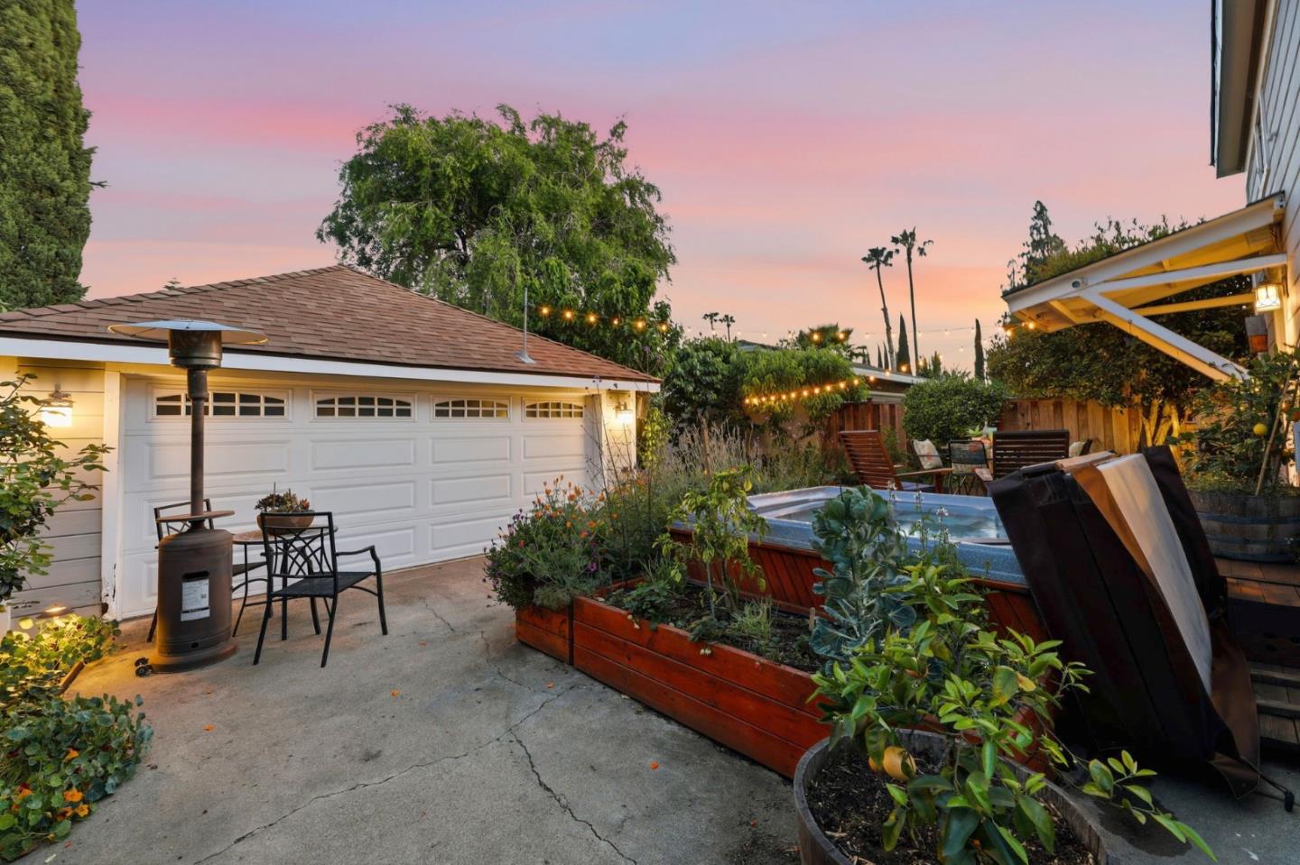 1274 Magnolia Avenue