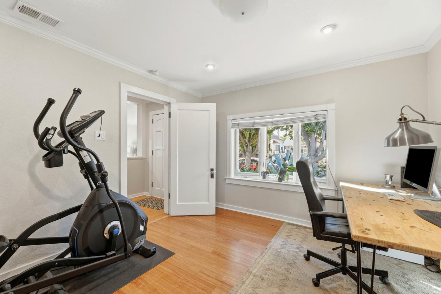 1274 Magnolia Avenue