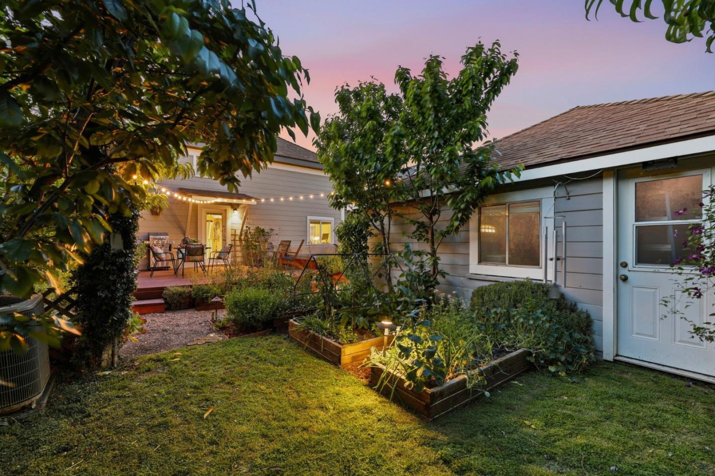 1274 Magnolia Avenue