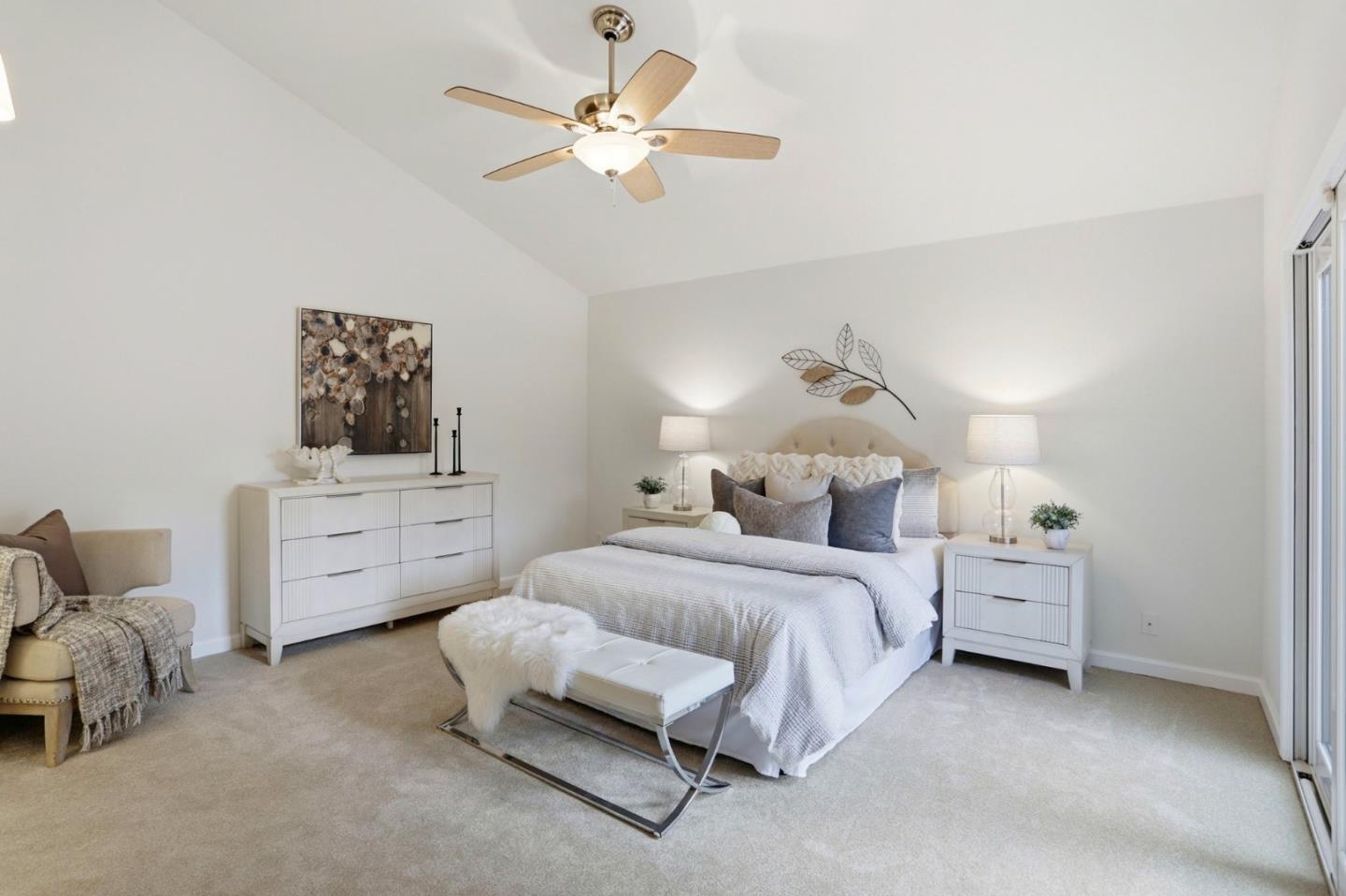 5231 Leesa Ann Court