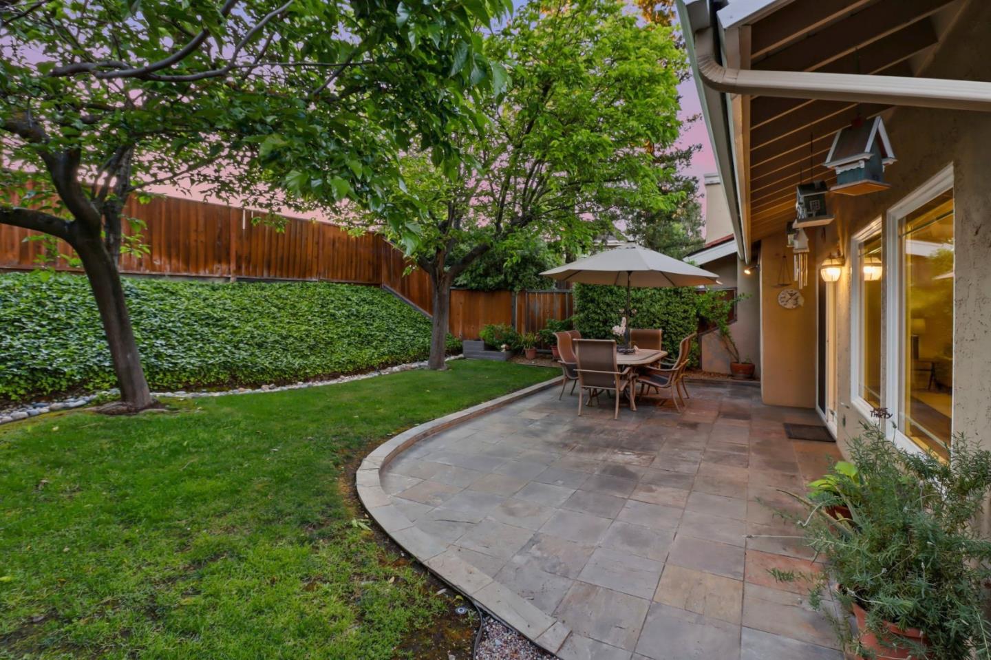 5231 Leesa Ann Court