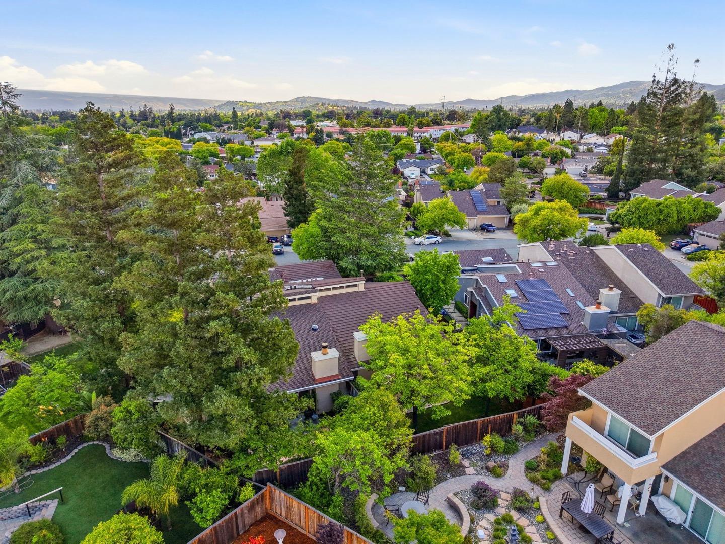 5231 Leesa Ann Court