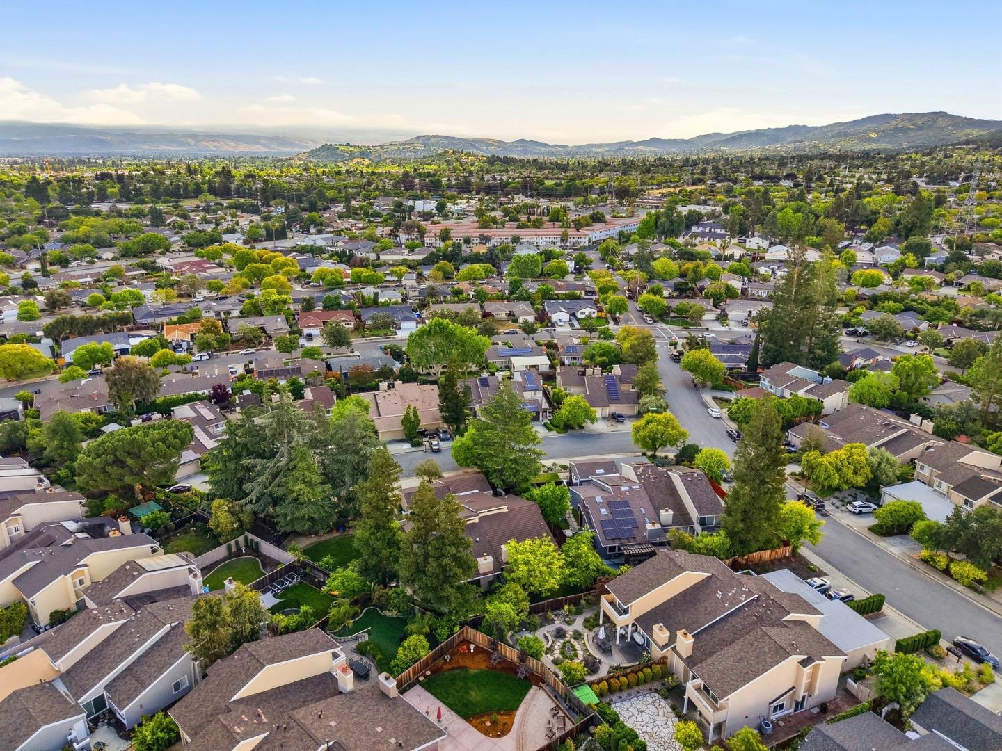 5231 Leesa Ann Court