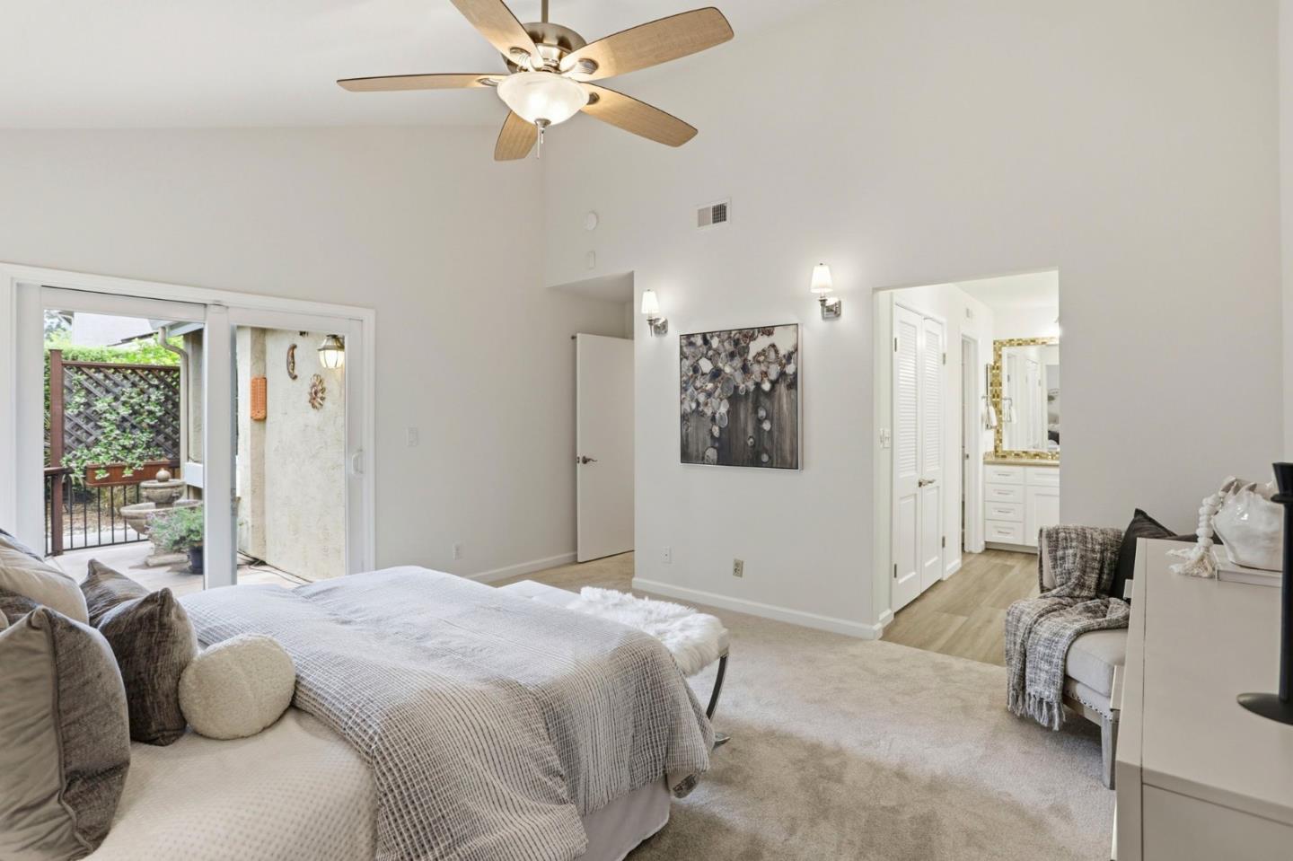 5231 Leesa Ann Court