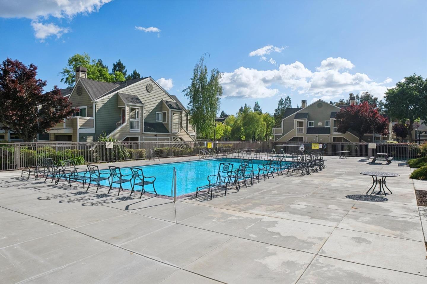 160 Reflections Drive 23