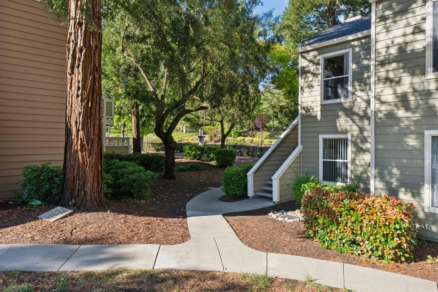 160 Reflections Drive 23