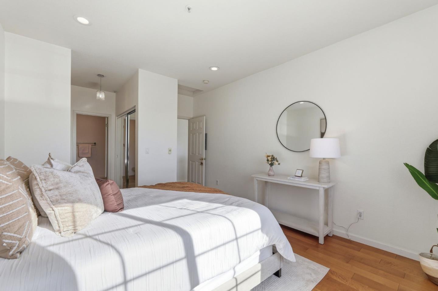 250 Santa Fe Terrace 320