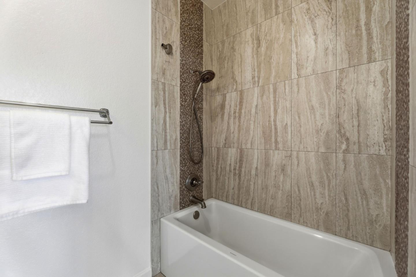 250 Santa Fe Terrace 320