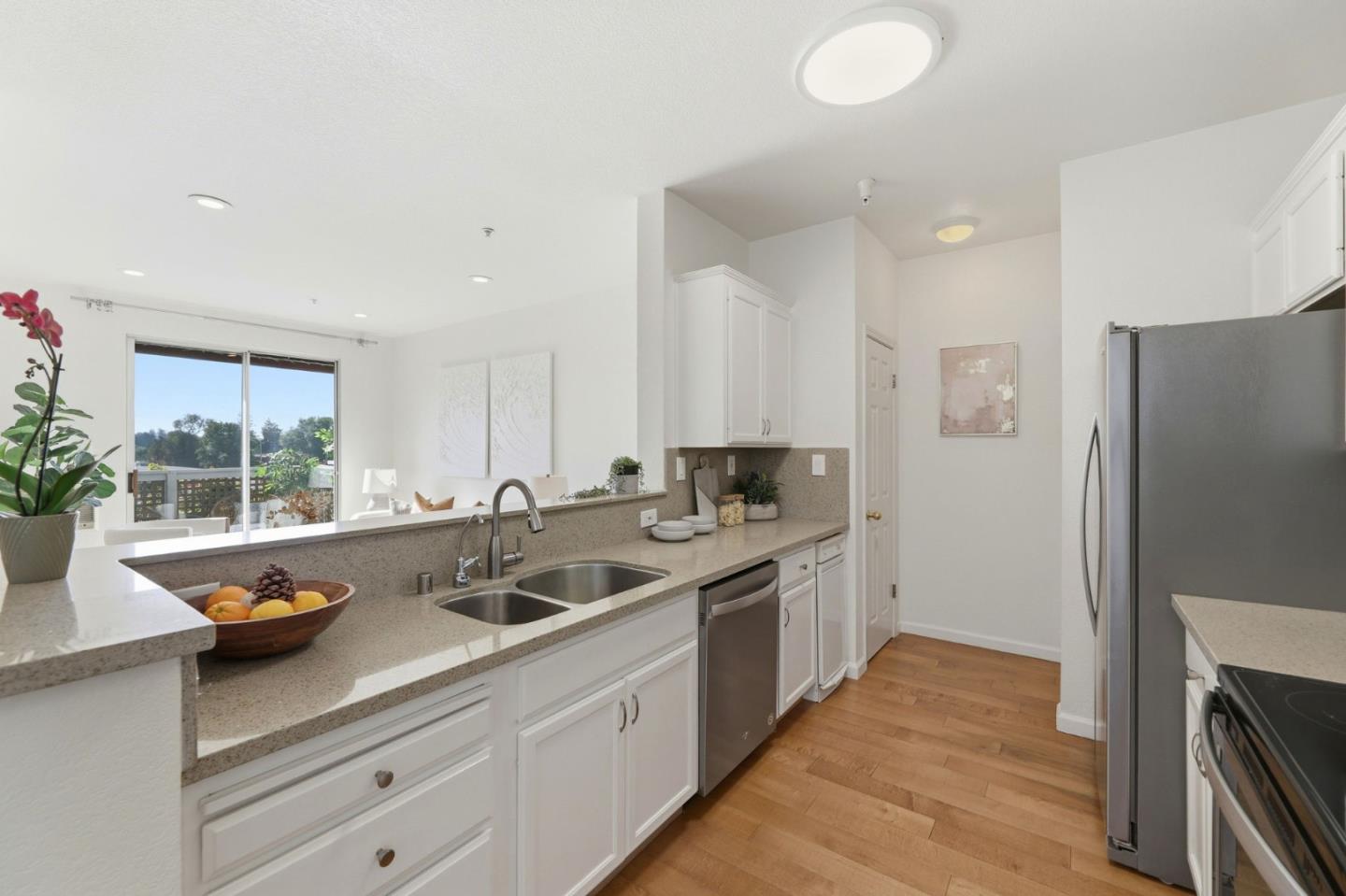 250 Santa Fe Terrace 320