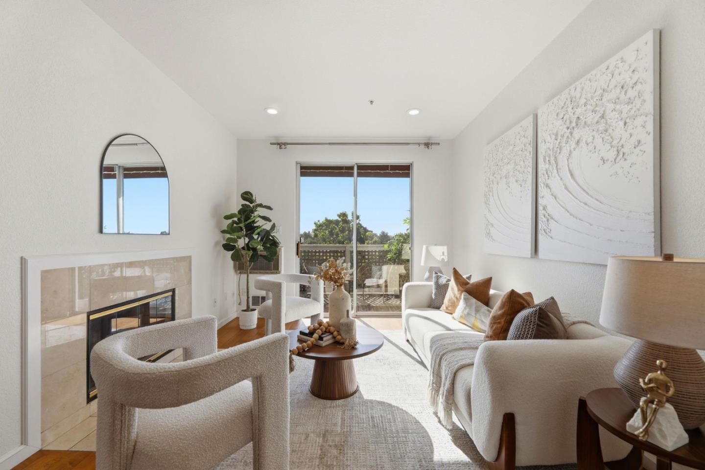 250 Santa Fe Terrace 320